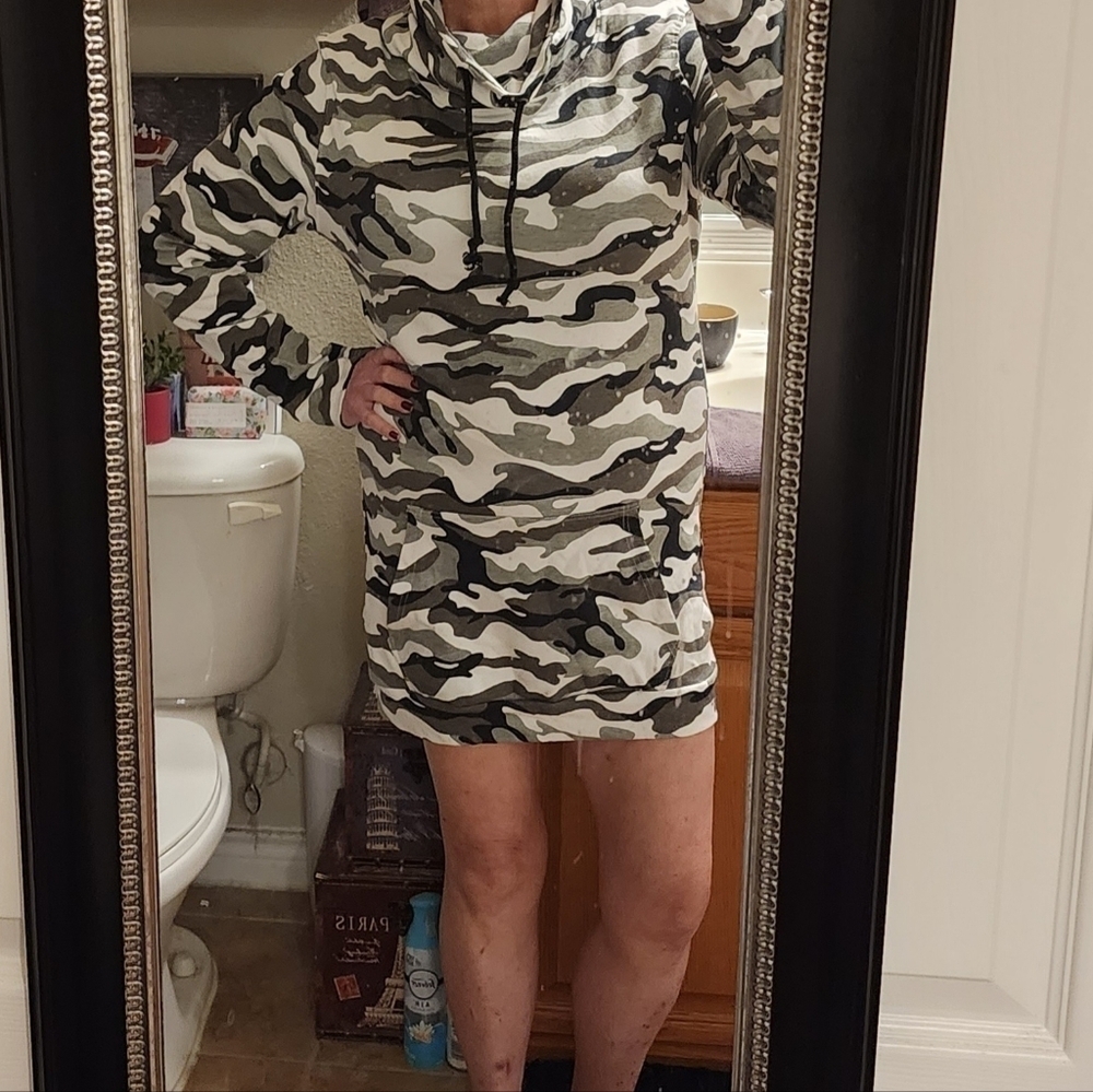NWOT Lauriebelles Lily and Lottie camo shirt dress